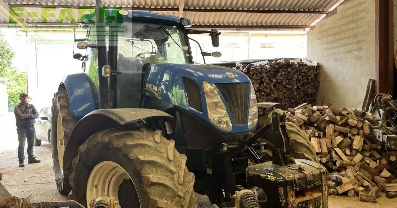 New Holland t7.220 sw - Tracteur agricole: photos 4 New Holland t7.220 sw - Tracteur agricole: photos 4