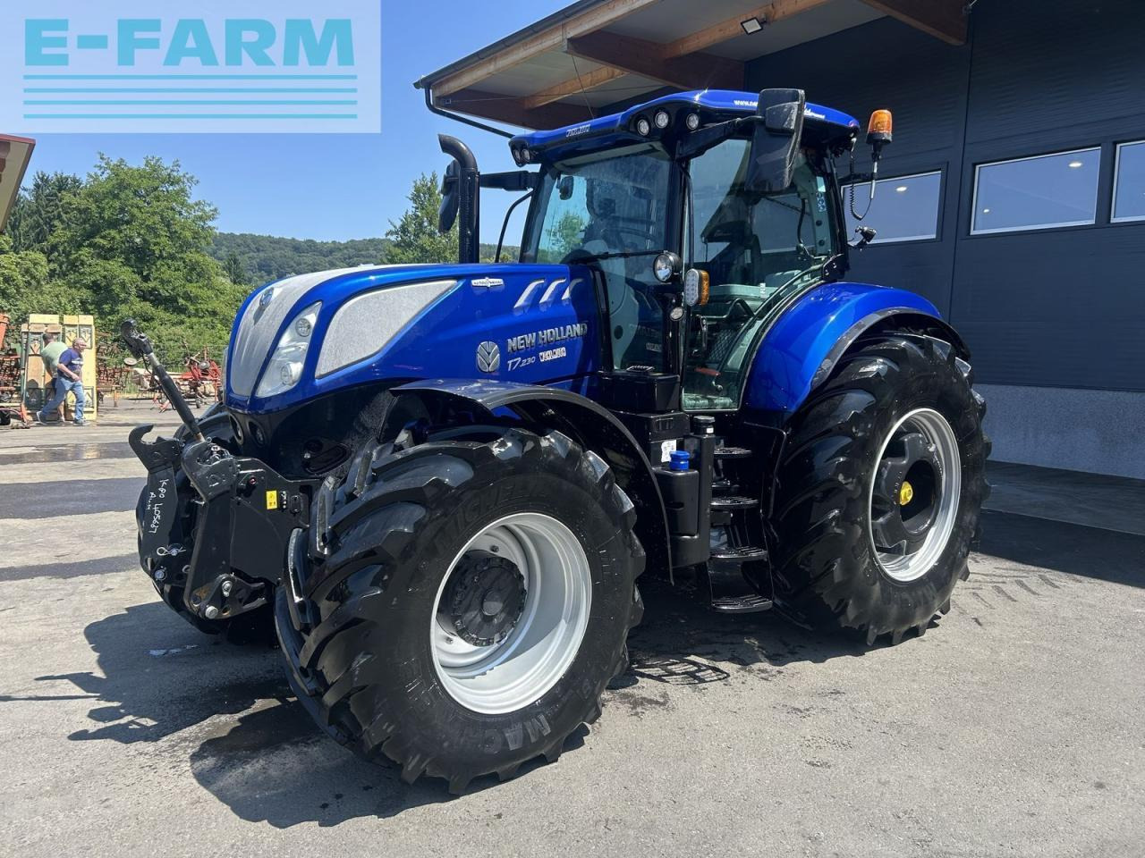 New Holland t7.230 plm auto command - Tracteur agricole: photos 1 New Holland t7.230 plm auto command - Tracteur agricole: photos 1