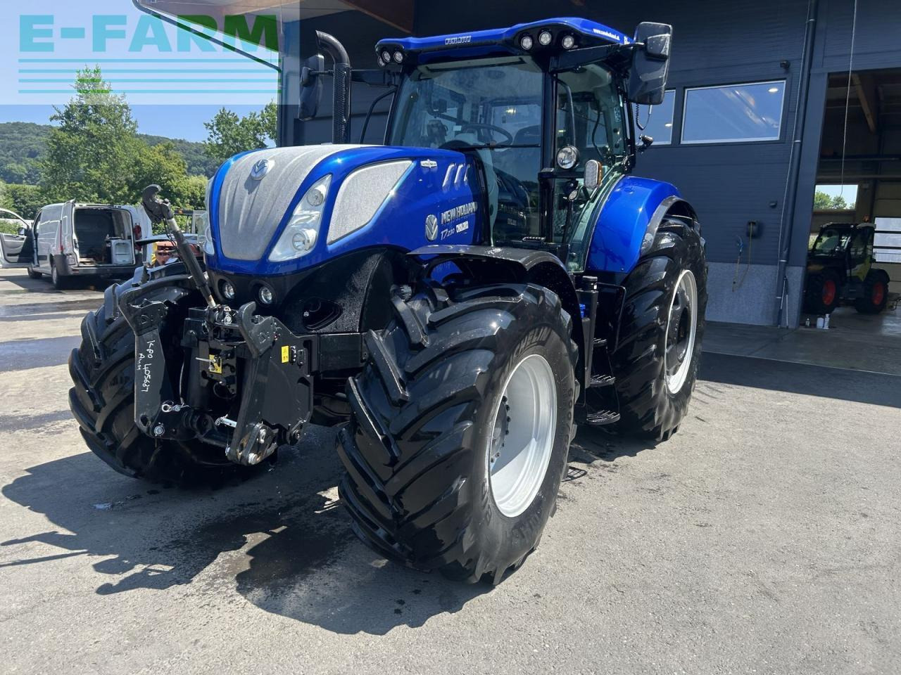 New Holland t7.230 plm auto command - Tracteur agricole: photos 2 New Holland t7.230 plm auto command - Tracteur agricole: photos 2