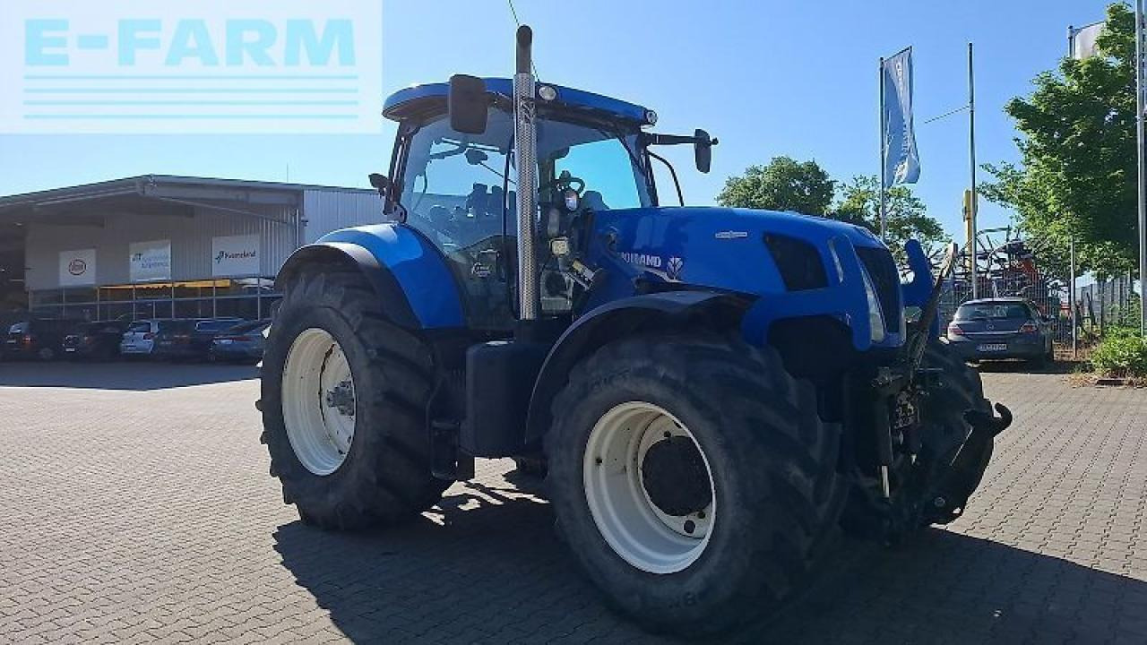 New Holland t7.250 ac - Tracteur agricole: photos 4 New Holland t7.250 ac - Tracteur agricole: photos 4