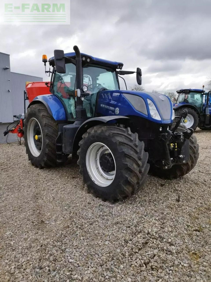 New Holland t7 270 ac - Tracteur agricole: photos 1 New Holland t7 270 ac - Tracteur agricole: photos 1