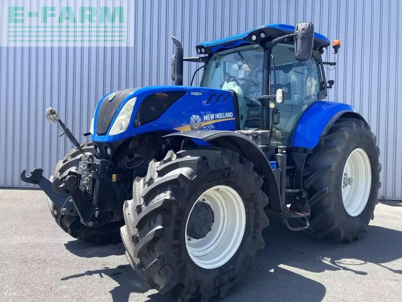 New Holland t7.270 auto command - Tracteur agricole: photos 1 New Holland t7.270 auto command - Tracteur agricole: photos 1