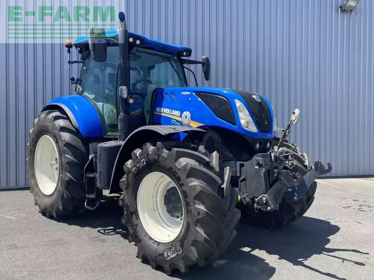 New Holland t7.270 auto command - Tracteur agricole: photos 3 New Holland t7.270 auto command - Tracteur agricole: photos 3