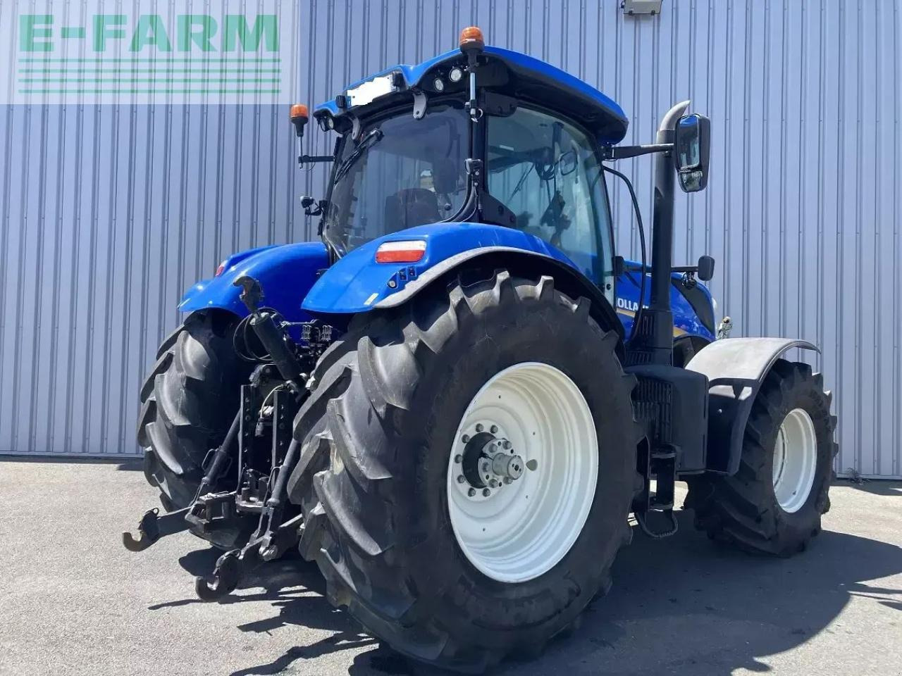 New Holland t7.270 auto command - Tracteur agricole: photos 5 New Holland t7.270 auto command - Tracteur agricole: photos 5