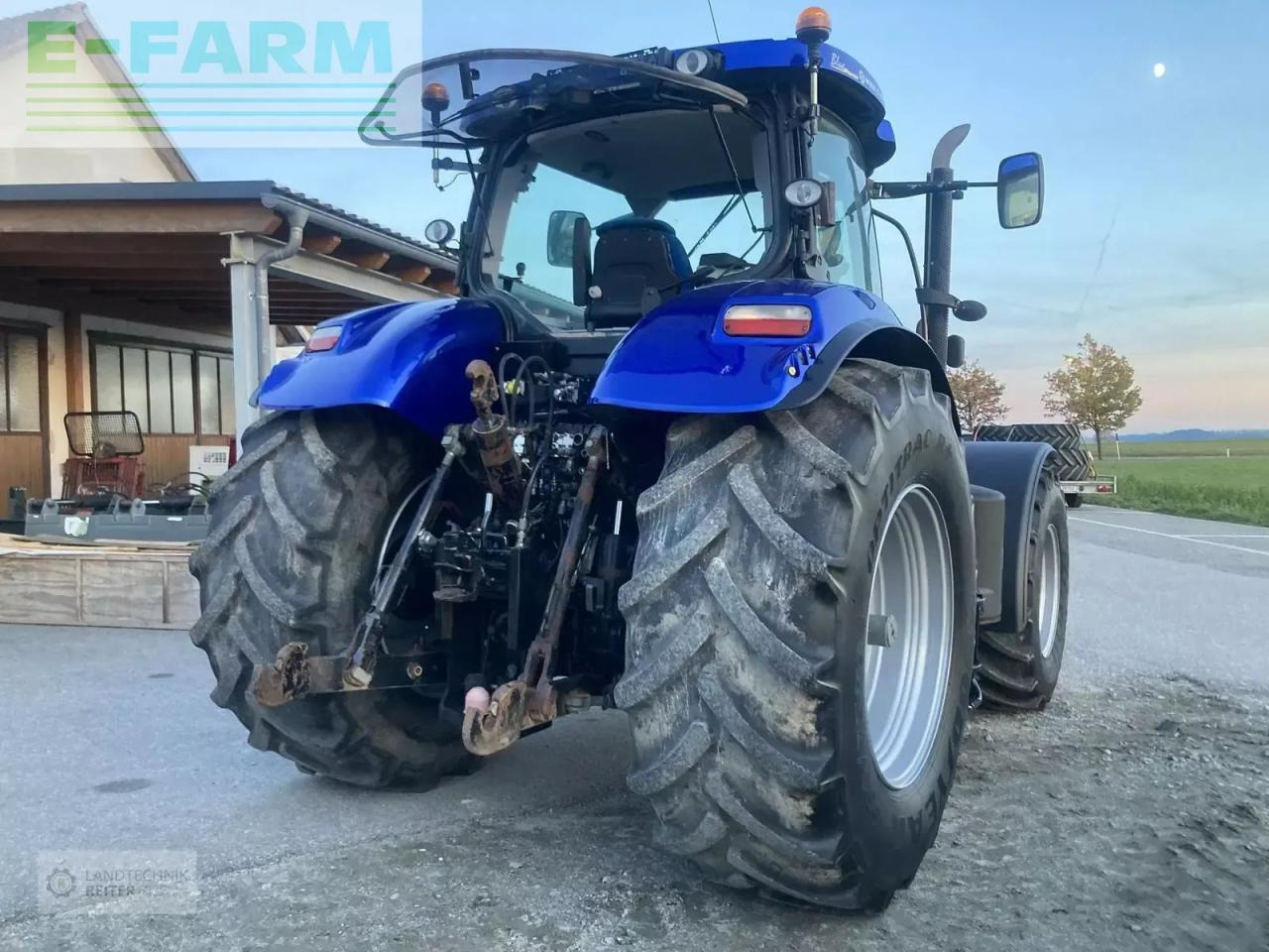 New Holland t7.270 auto command bluepower - Tracteur agricole: photos 5 New Holland t7.270 auto command bluepower - Tracteur agricole: photos 5