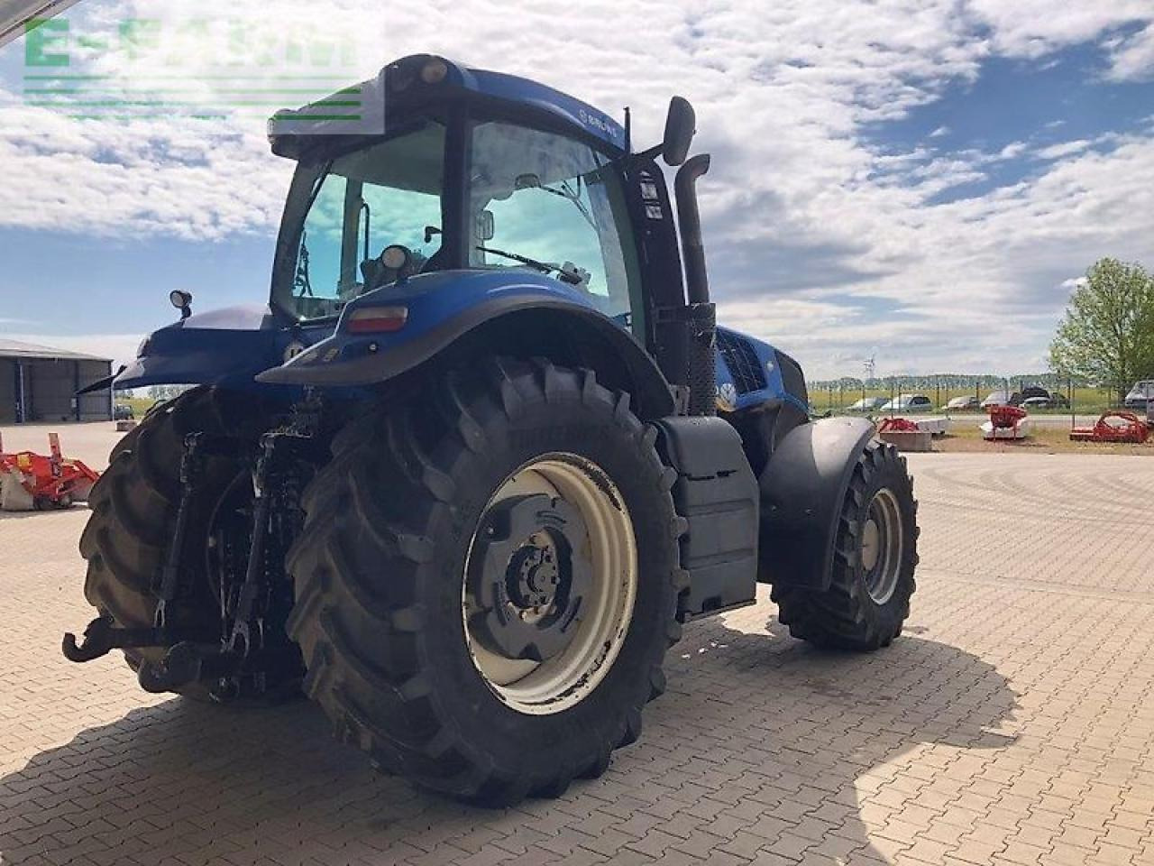 New Holland t8.360 - Tracteur agricole: photos 5 New Holland t8.360 - Tracteur agricole: photos 5