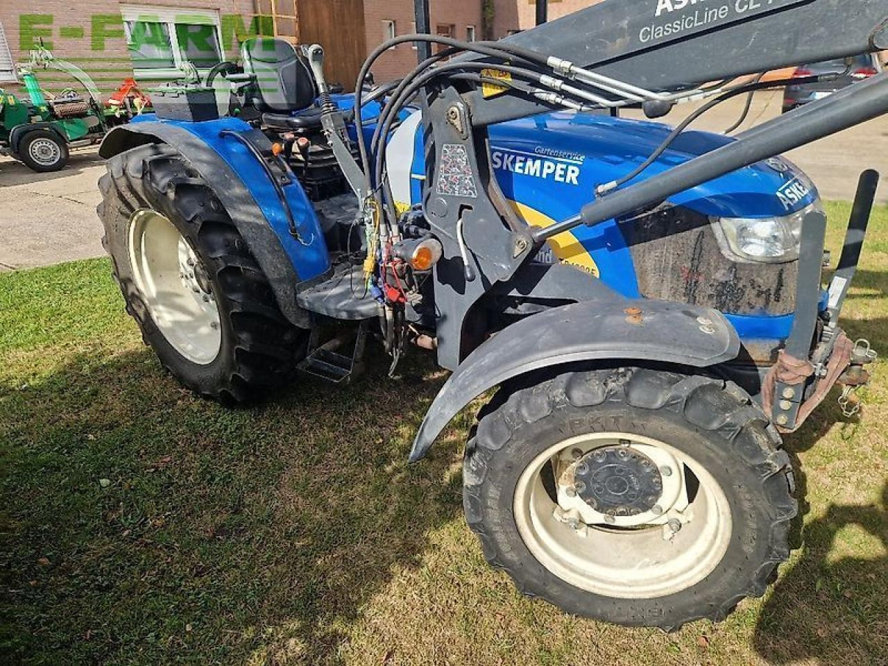 New Holland td 4020 f - Tracteur agricole: photos 4 New Holland td 4020 f - Tracteur agricole: photos 4