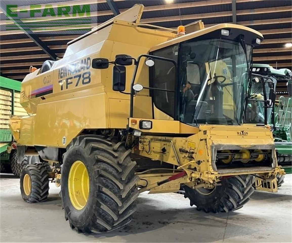 New Holland tf78 - Moissonneuse-batteuse: photos 2 New Holland tf78 - Moissonneuse-batteuse: photos 2
