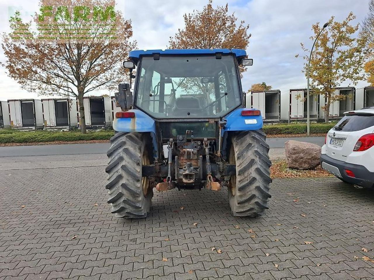 Tracteur agricole New Holland tla 80: photos 7 Tracteur agricole New Holland tla 80: photos 7