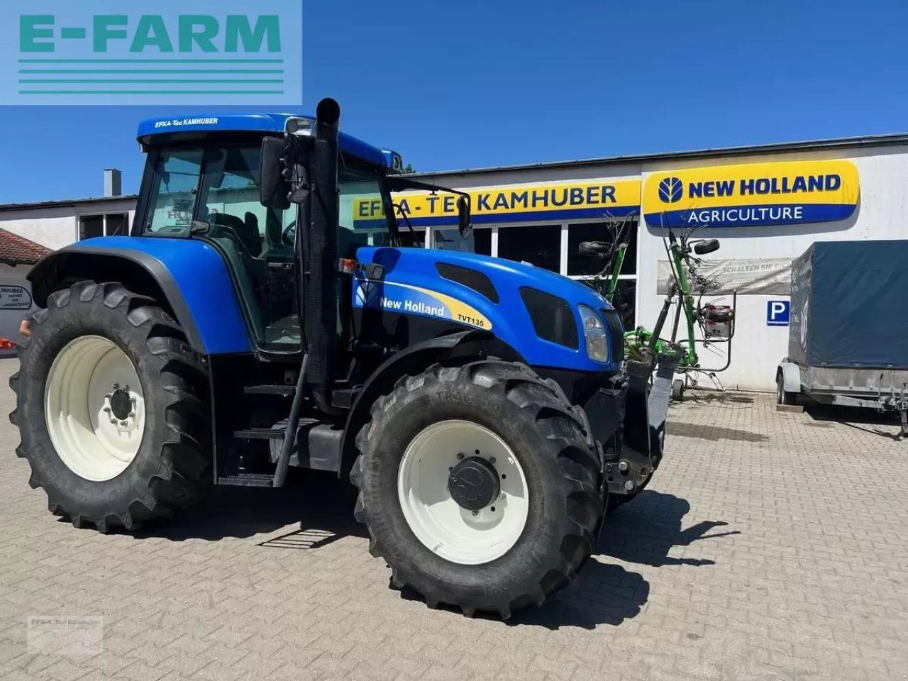 New Holland tvt 135 - Tracteur agricole: photos 5 New Holland tvt 135 - Tracteur agricole: photos 5