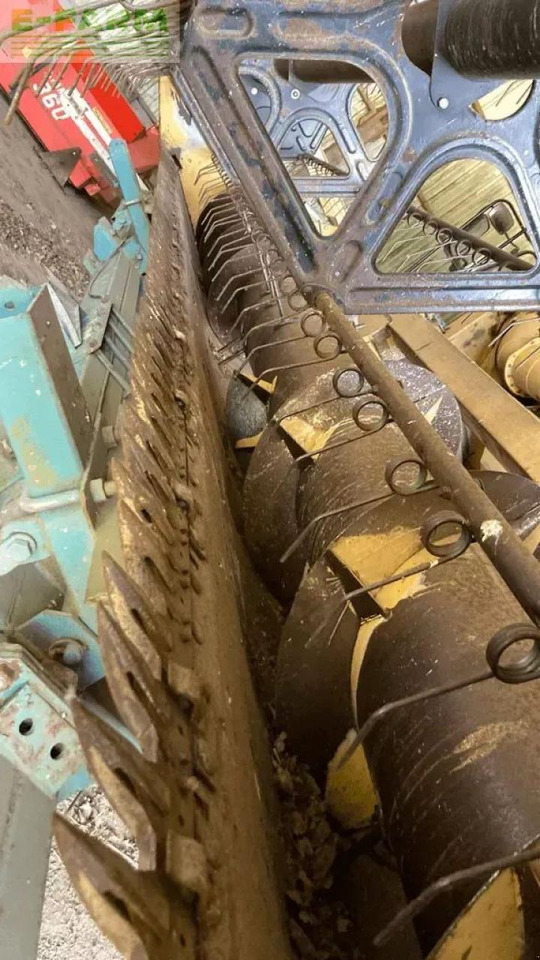 New Holland tx 67 - Moissonneuse-batteuse: photos 4 New Holland tx 67 - Moissonneuse-batteuse: photos 4