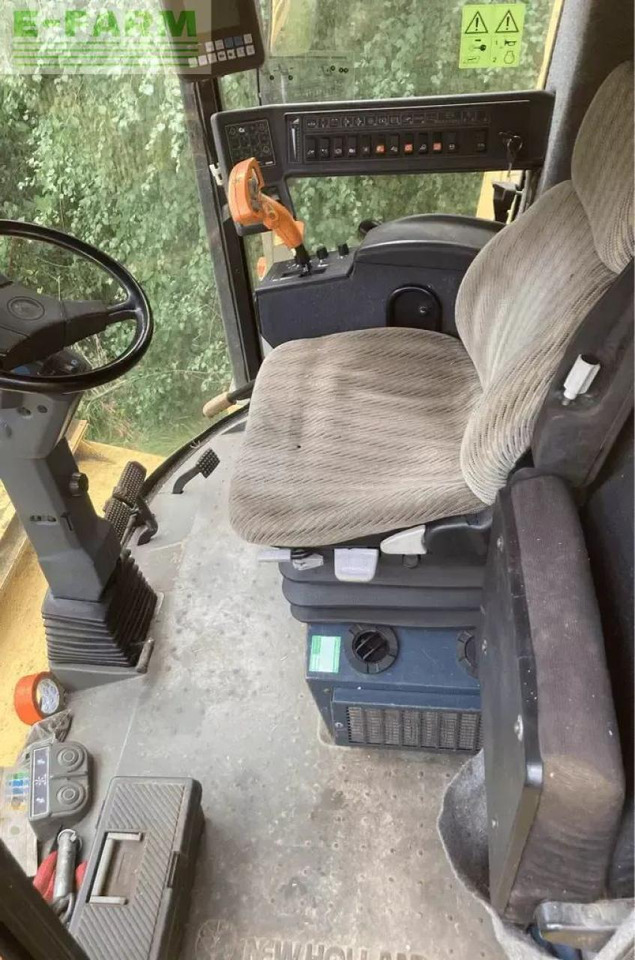 New Holland tx66 sl - Moissonneuse-batteuse: photos 4 New Holland tx66 sl - Moissonneuse-batteuse: photos 4