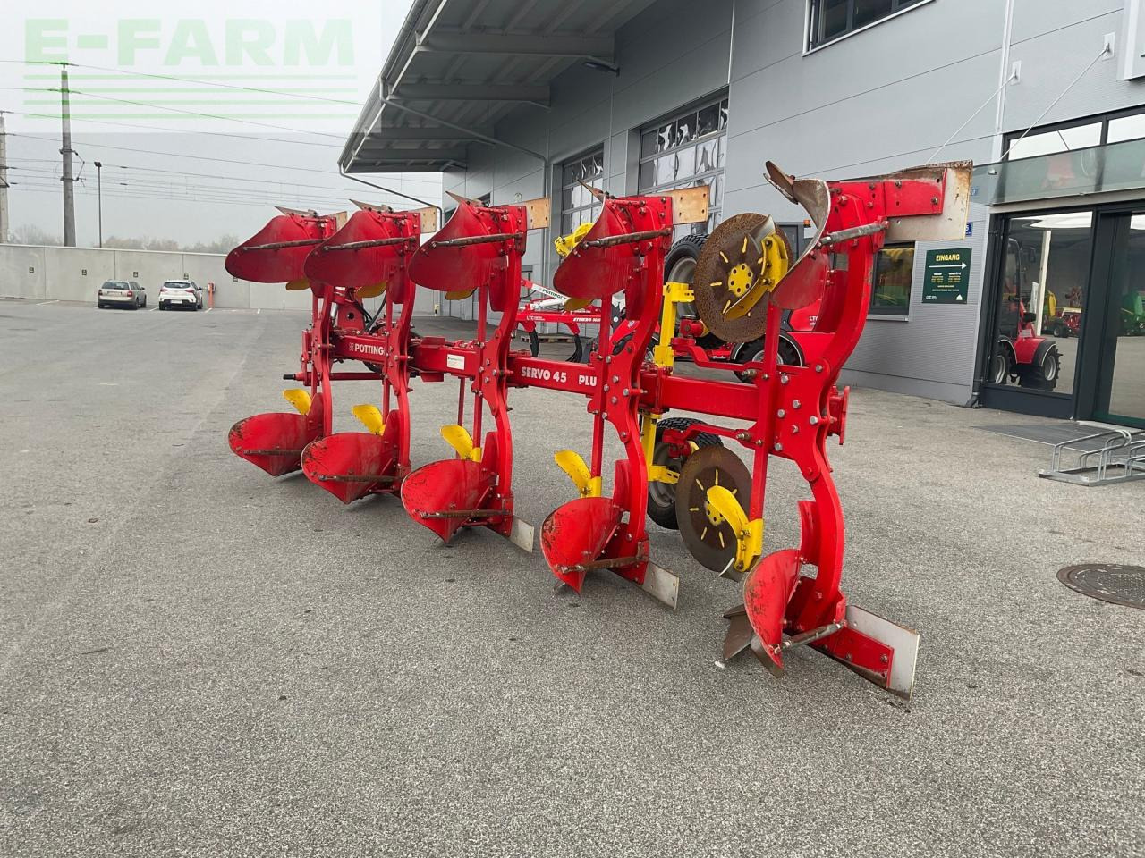 Pöttinger SERVO 45 Plus - Charrue: photos 5 Pöttinger SERVO 45 Plus - Charrue: photos 5