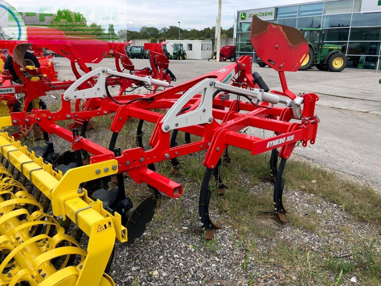 Pöttinger Synkro 3030 - Bineuse: photos 3 Pöttinger Synkro 3030 - Bineuse: photos 3