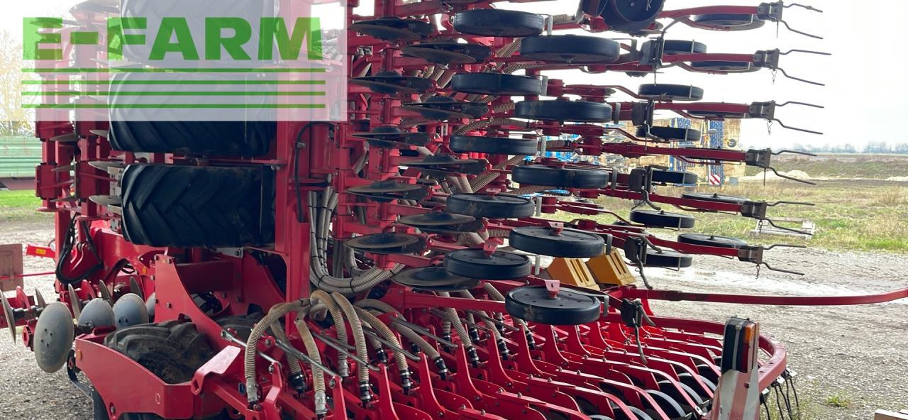 Combiné de semis Pöttinger Terrasem C6: photos 6 Combiné de semis Pöttinger Terrasem C6: photos 6