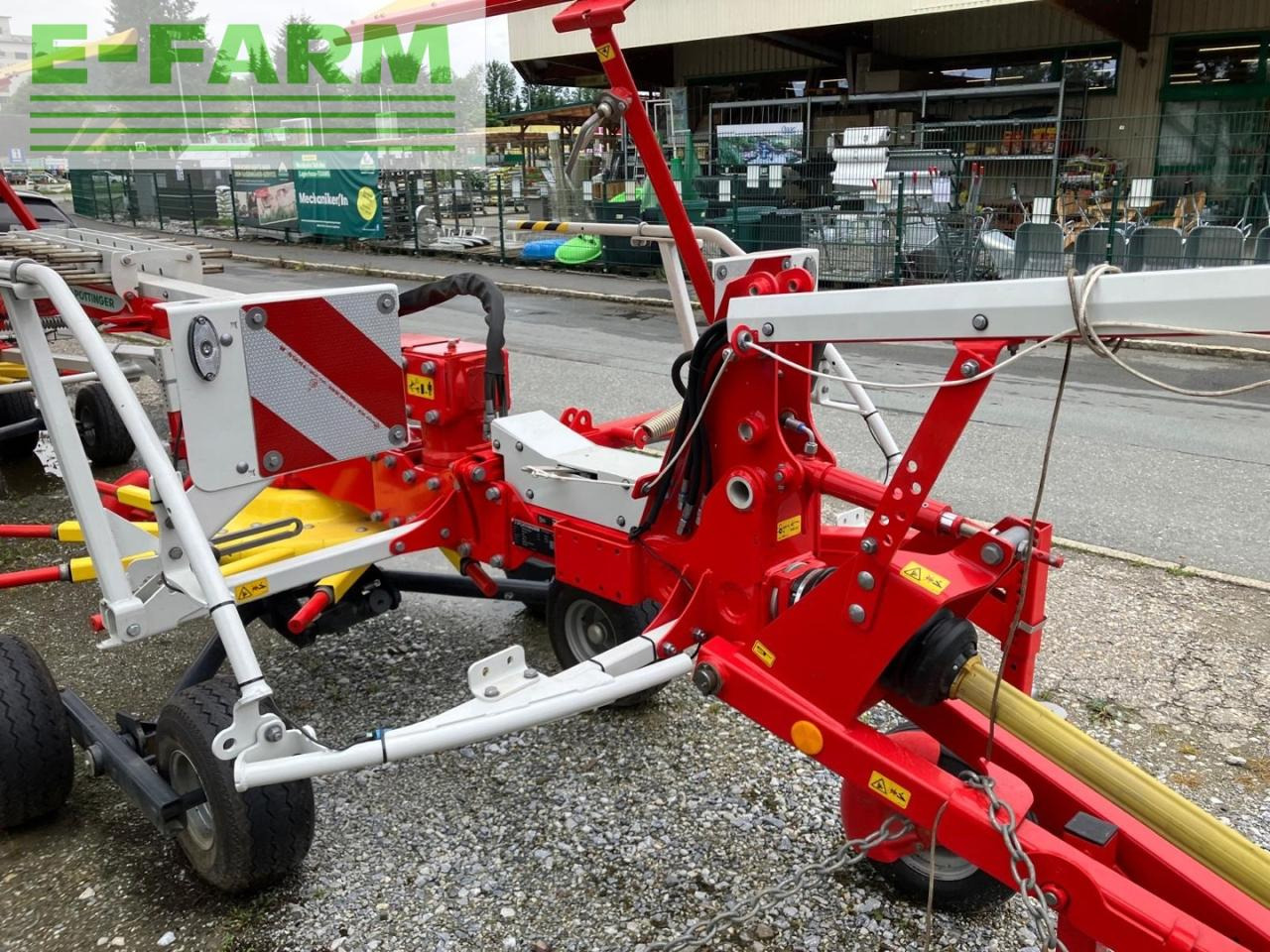 Pöttinger Top 632 A - Faneuse: photos 2 Pöttinger Top 632 A - Faneuse: photos 2