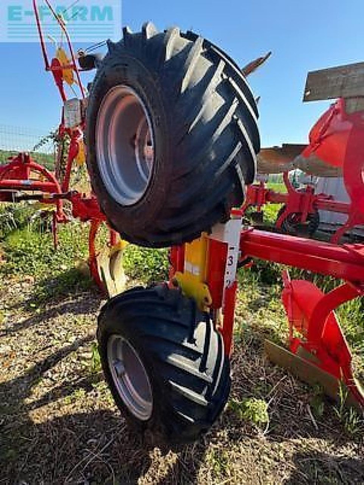 Pöttinger servo 35 s plus - Charrue: photos 5 Pöttinger servo 35 s plus - Charrue: photos 5