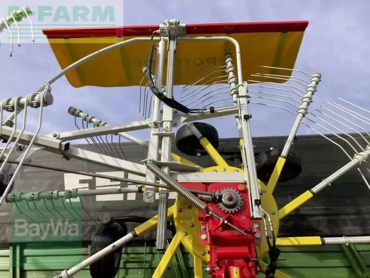 Pöttinger top 662 - Faneuse: photos 3 Pöttinger top 662 - Faneuse: photos 3