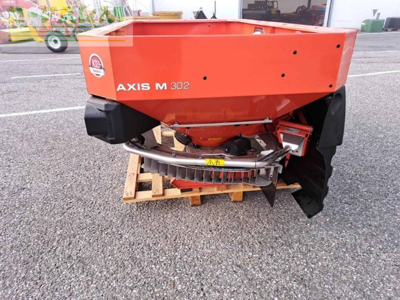 Rauch Düngerstreuer AXIS 30.2 EMC+W - Distributeur d'engrais: photos 2 Rauch Düngerstreuer AXIS 30.2 EMC+W - Distributeur d'engrais: photos 2