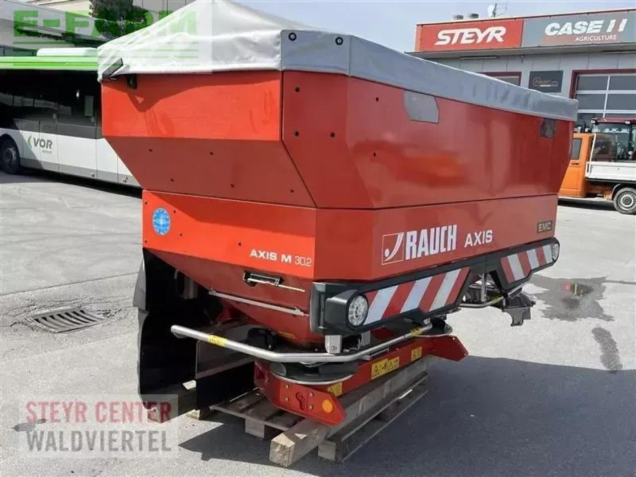 Rauch axis m 30.2 emc+w-vspro iso - Distributeur d'engrais: photos 1 Rauch axis m 30.2 emc+w-vspro iso - Distributeur d'engrais: photos 1