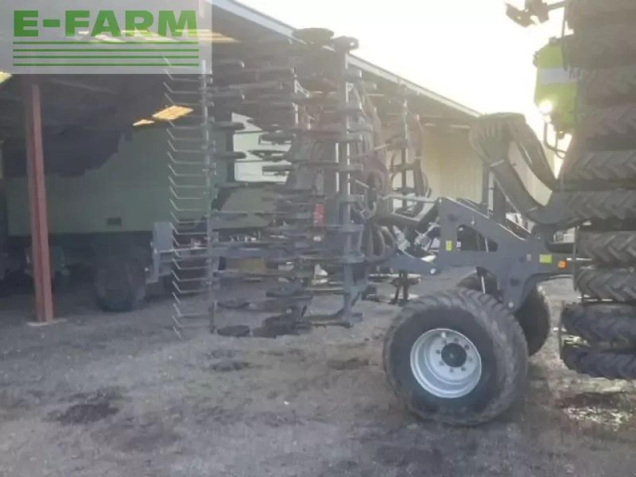 Spearhead maxidrillw6000 - Semoir monograine: photos 3 Spearhead maxidrillw6000 - Semoir monograine: photos 3