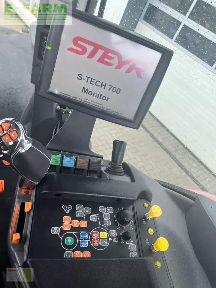 Steyr 6240 cvt (inkl. rtk lenksystem) - Tracteur agricole: photos 4 Steyr 6240 cvt (inkl. rtk lenksystem) - Tracteur agricole: photos 4