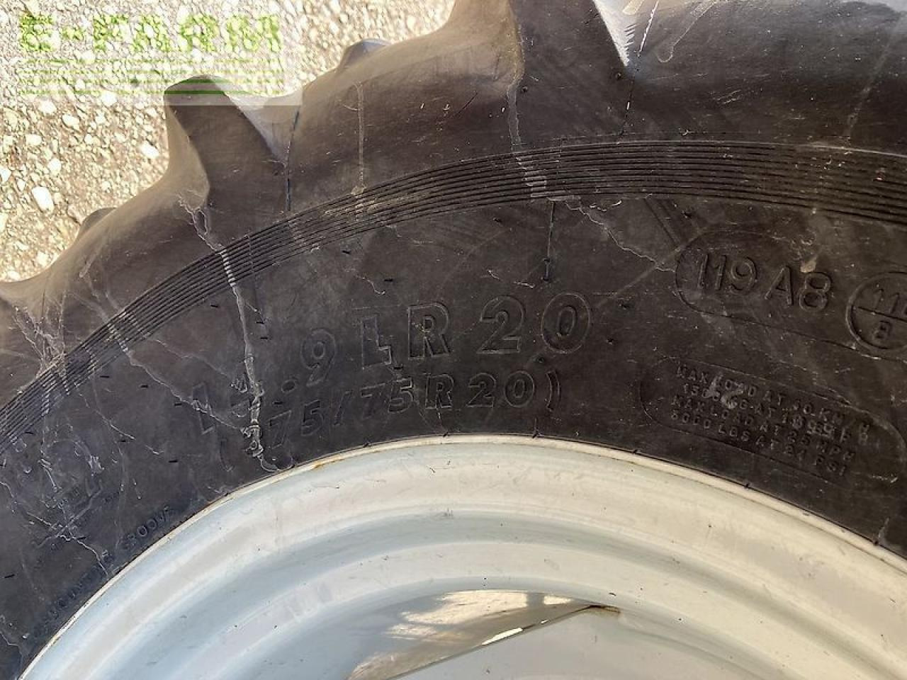 Tracteur agricole Steyr kompakt 4065 s tier3 S: photos 7