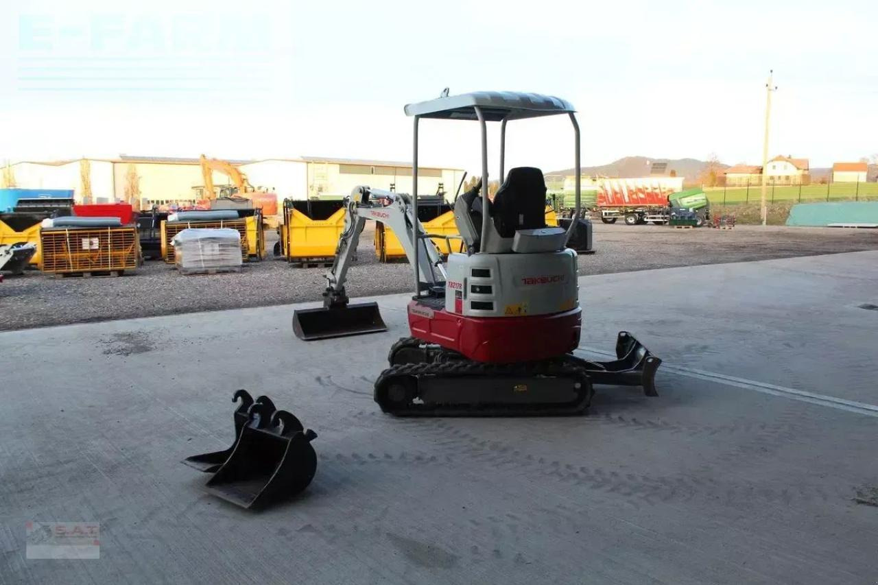 Takeuchi takeuchi tb 217 r minibagger - bagger - Mini pelle: photos 5 Takeuchi takeuchi tb 217 r minibagger - bagger - Mini pelle: photos 5