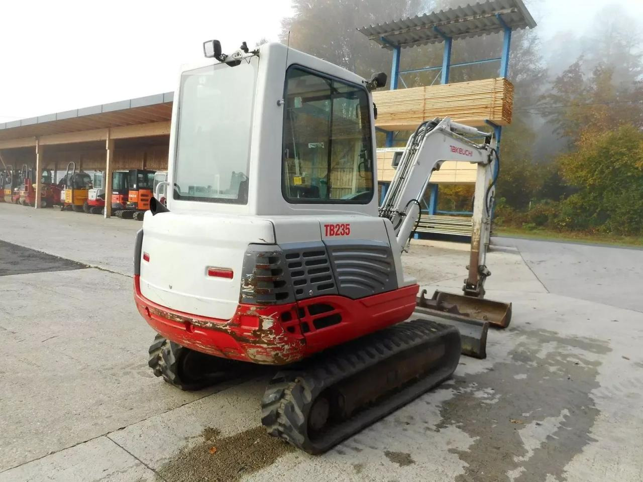 Takeuchi tb 235 ( 3.530kg ) hydr. sw + 3 löffel - Mini pelle: photos 4 Takeuchi tb 235 ( 3.530kg ) hydr. sw + 3 löffel - Mini pelle: photos 4