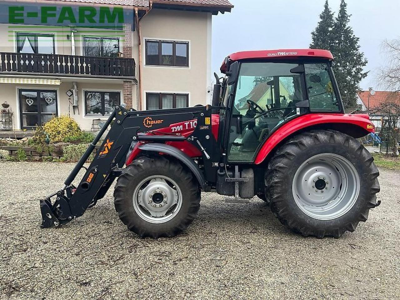 Tym t 1003 - Tracteur agricole: photos 2 Tym t 1003 - Tracteur agricole: photos 2