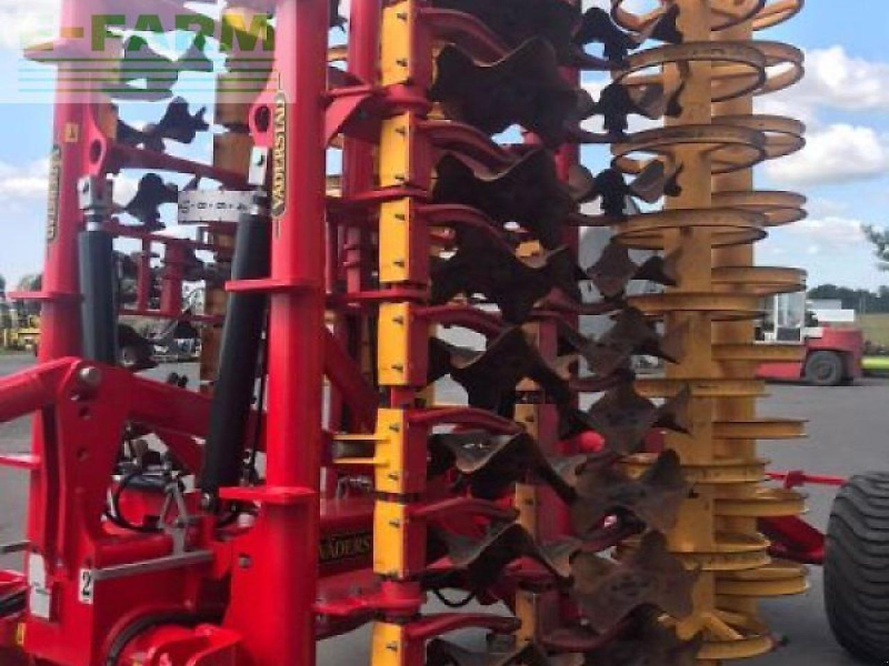 Väderstad scheibenegge carrier xt 525 - Cover crop: photos 3 Väderstad scheibenegge carrier xt 525 - Cover crop: photos 3