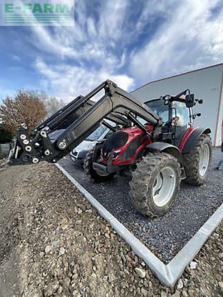 Valtra a115h4 - Tracteur agricole: photos 1 Valtra a115h4 - Tracteur agricole: photos 1