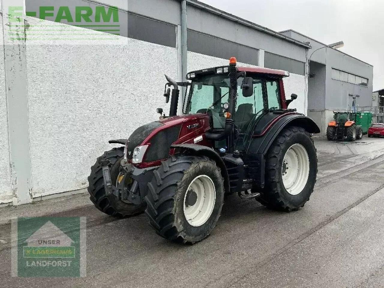 Valtra n 123 - Tracteur agricole: photos 2 Valtra n 123 - Tracteur agricole: photos 2