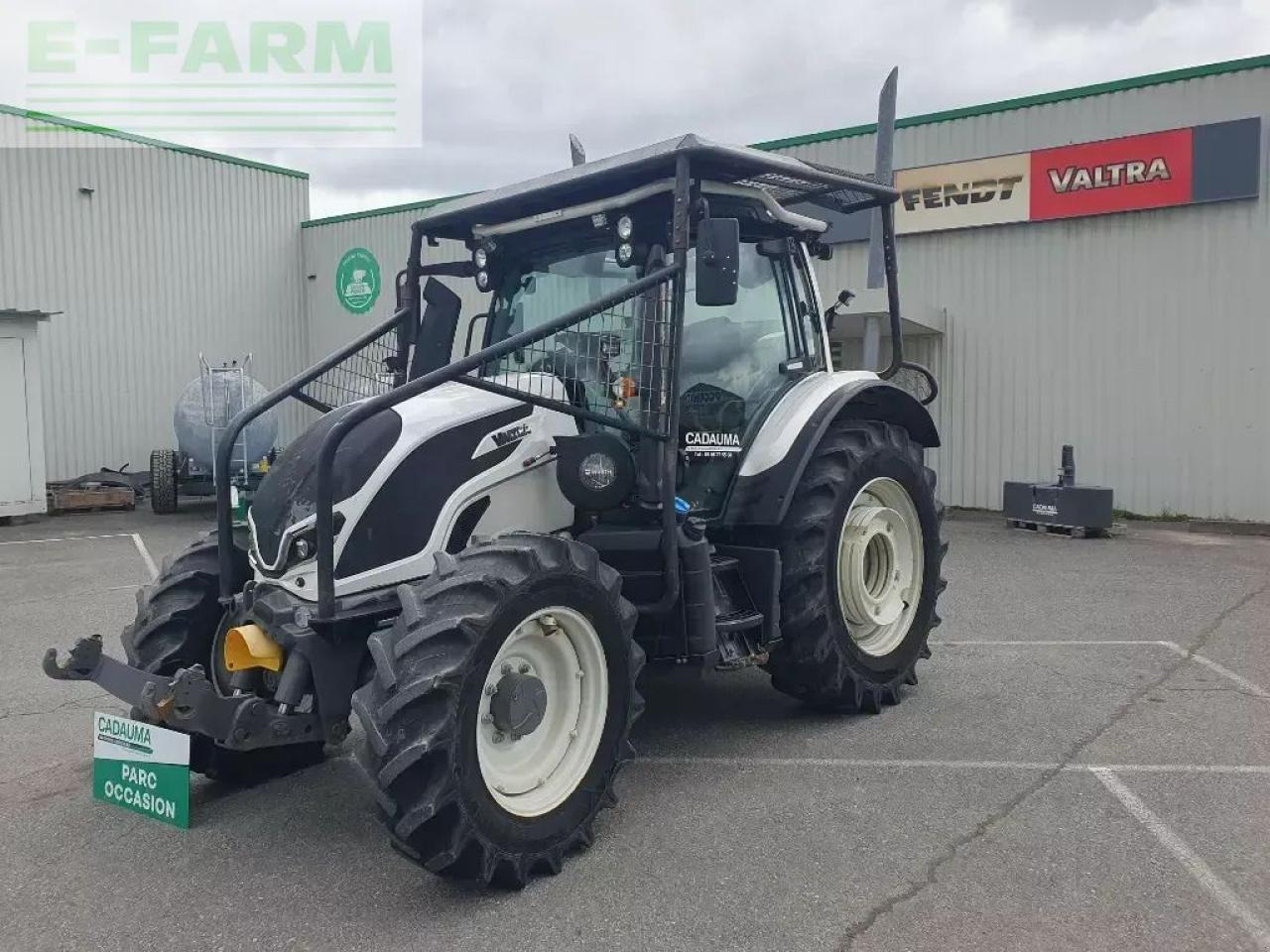 Valtra n 135 direct smarttouch Direct - Tracteur agricole: photos 1 Valtra n 135 direct smarttouch Direct - Tracteur agricole: photos 1
