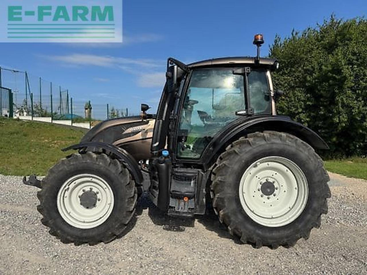 Valtra n135 direct Direct - Tracteur agricole: photos 4 Valtra n135 direct Direct - Tracteur agricole: photos 4