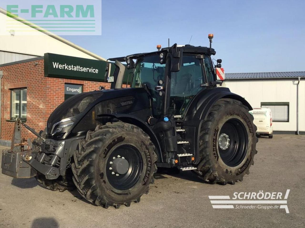 Valtra q 305 - Tracteur agricole: photos 1 Valtra q 305 - Tracteur agricole: photos 1