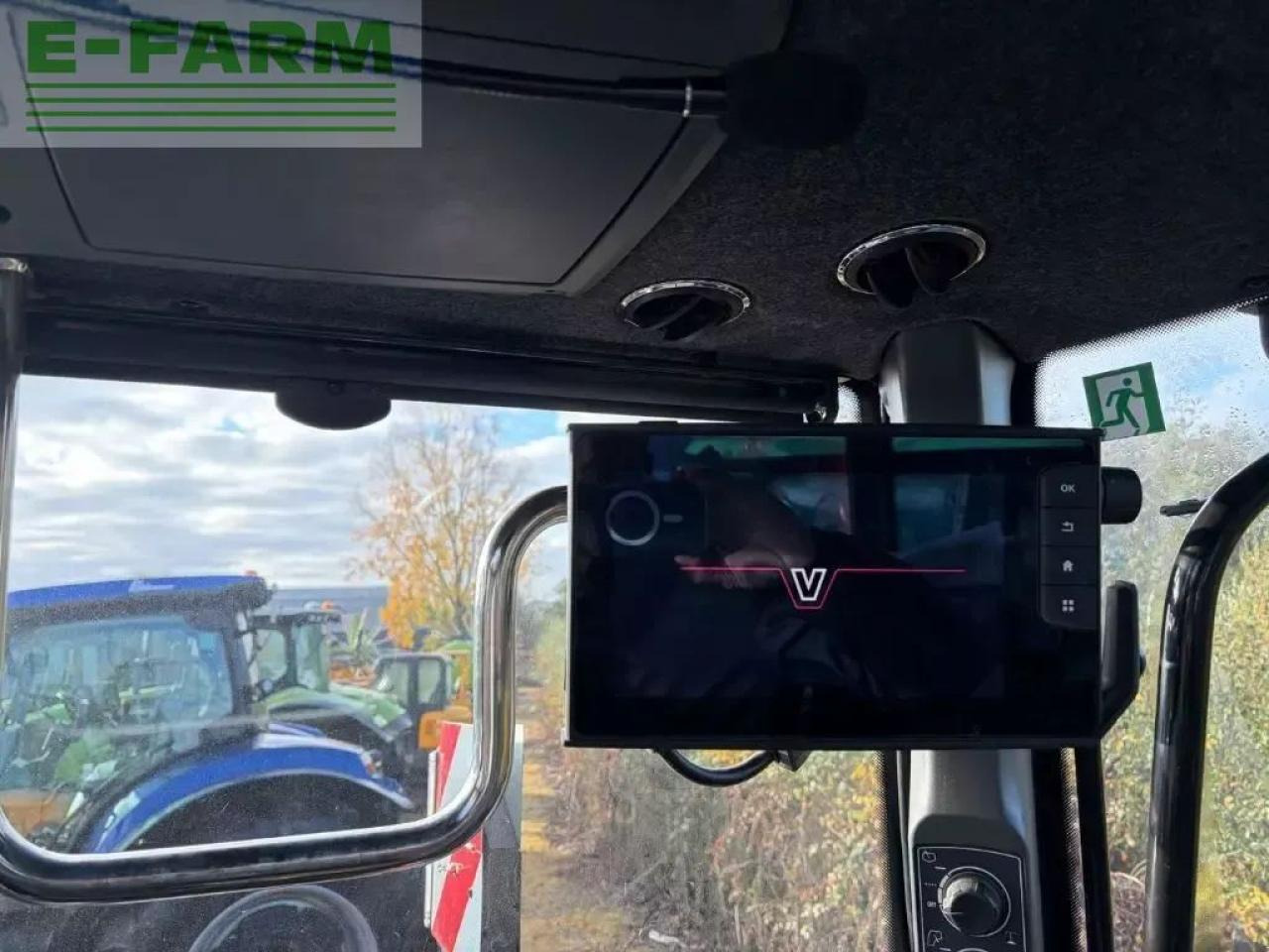 Valtra q305 - Tracteur agricole: photos 4 Valtra q305 - Tracteur agricole: photos 4