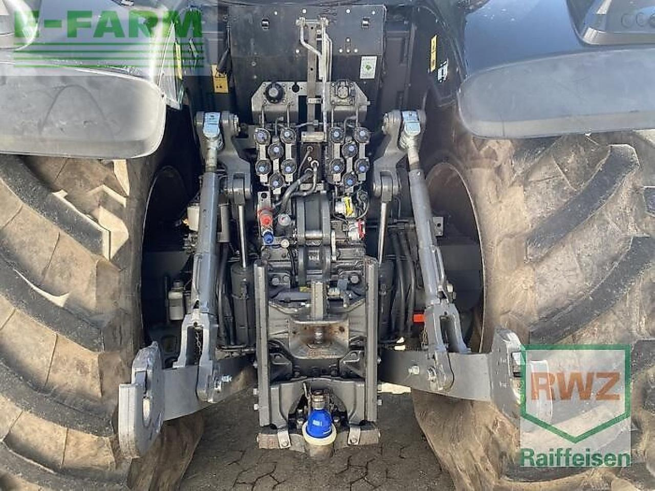 Valtra s394 - Tracteur agricole: photos 4 Valtra s394 - Tracteur agricole: photos 4