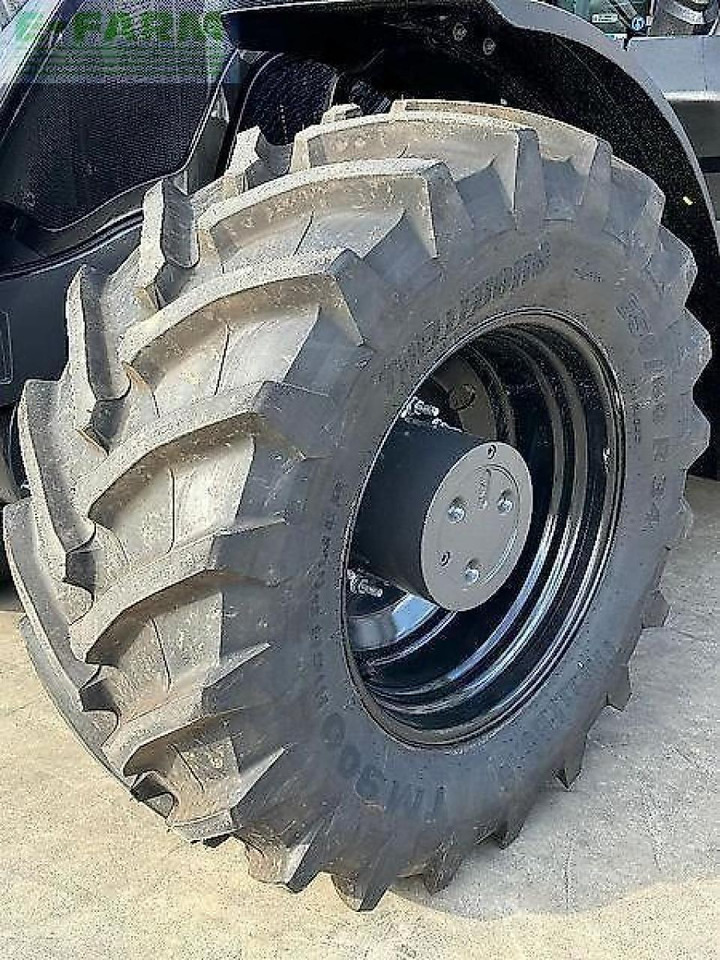 Valtra s396 unlimited - Tracteur agricole: photos 5 Valtra s396 unlimited - Tracteur agricole: photos 5