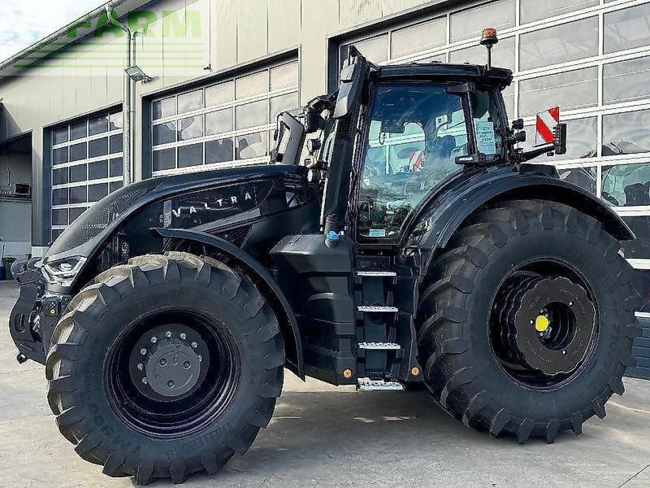 Valtra s396 unlimited - Tracteur agricole: photos 2 Valtra s396 unlimited - Tracteur agricole: photos 2