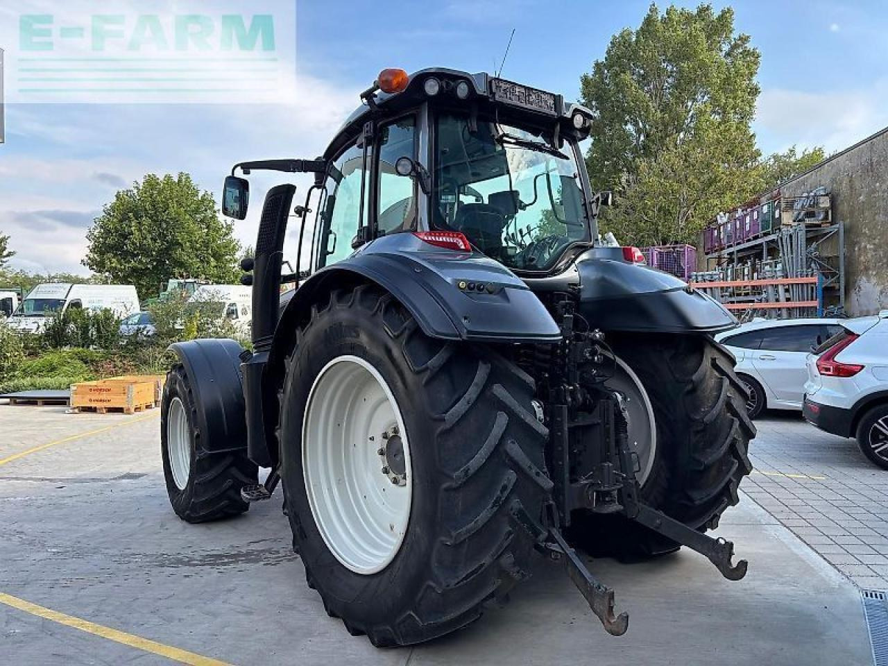 Tracteur agricole Valtra t 174e active Active: photos 7 Tracteur agricole Valtra t 174e active Active: photos 7