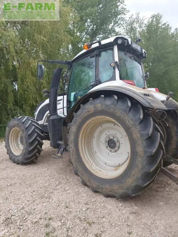 Valtra t 174e d smarttouch - Tracteur agricole: photos 4 Valtra t 174e d smarttouch - Tracteur agricole: photos 4
