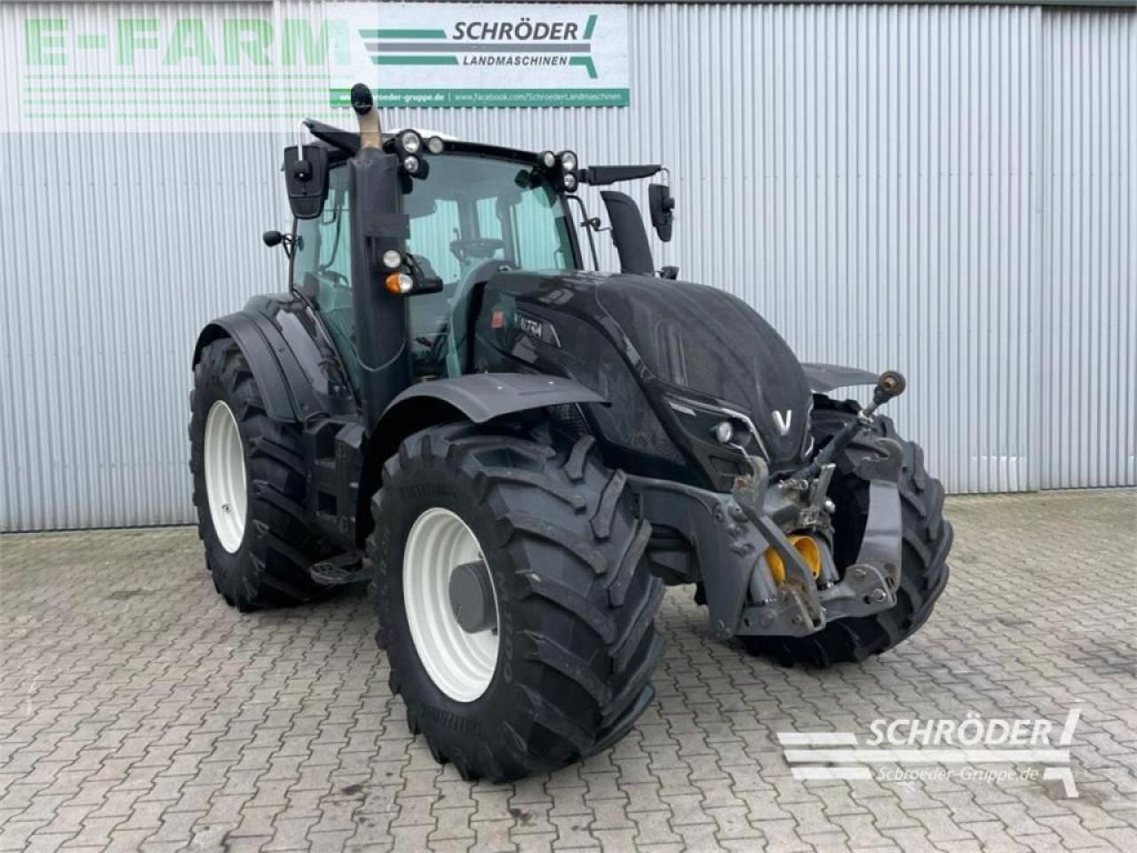 Valtra t 214 d smarttouch + rtk - Tracteur agricole: photos 1 Valtra t 214 d smarttouch + rtk - Tracteur agricole: photos 1