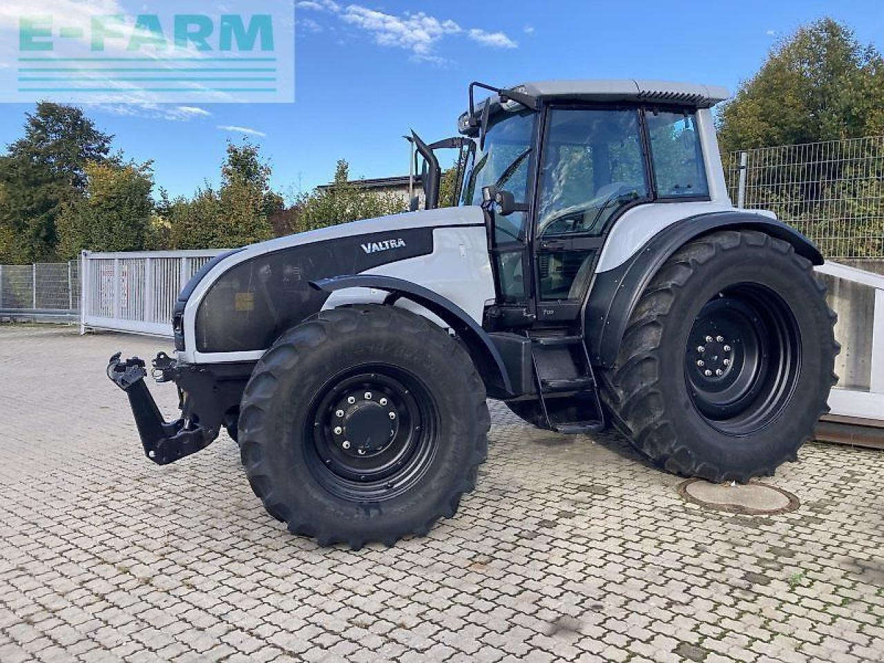 Valtra t170 - Tracteur agricole: photos 1 Valtra t170 - Tracteur agricole: photos 1