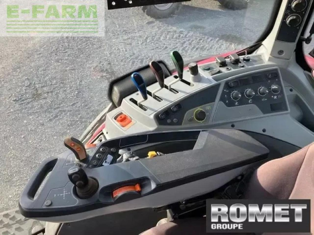 Tracteur agricole Valtra t174: photos 8