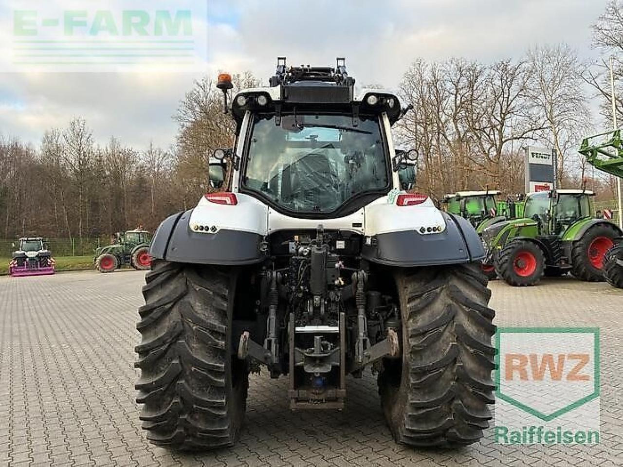 Valtra t215d - Tracteur agricole: photos 5 Valtra t215d - Tracteur agricole: photos 5