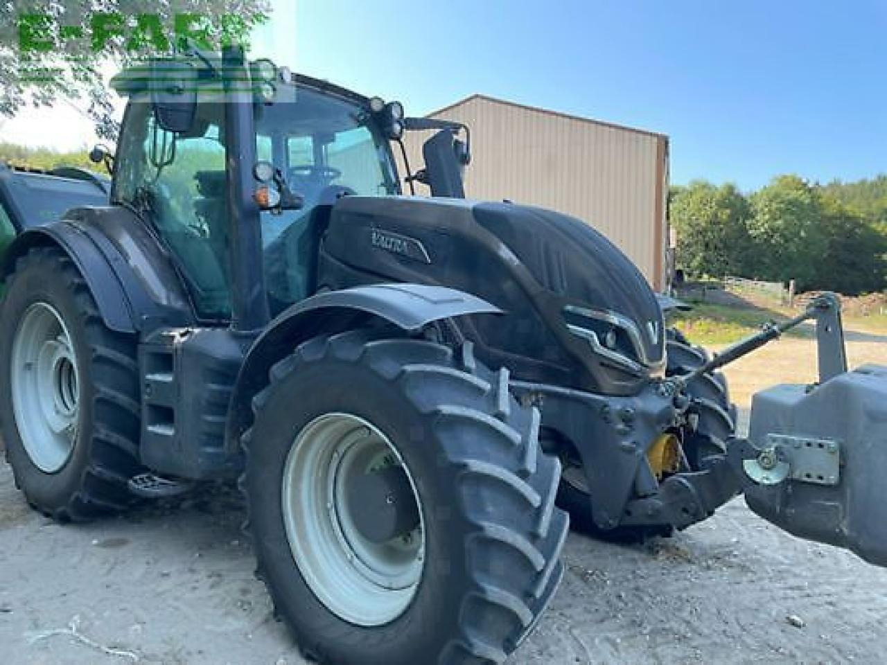 Valtra t235v - Tracteur agricole: photos 1 Valtra t235v - Tracteur agricole: photos 1