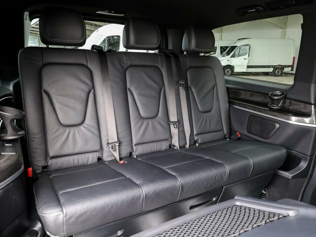 MERCEDES-BENZ EQV 300 Avantgarde,lang,6Sitze,2xSchiebetür el.... - Minibus, Bus électrique: photos 3 MERCEDES-BENZ EQV 300 Avantgarde,lang,6Sitze,2xSchiebetür el.... - Minibus, Bus électrique: photos 3