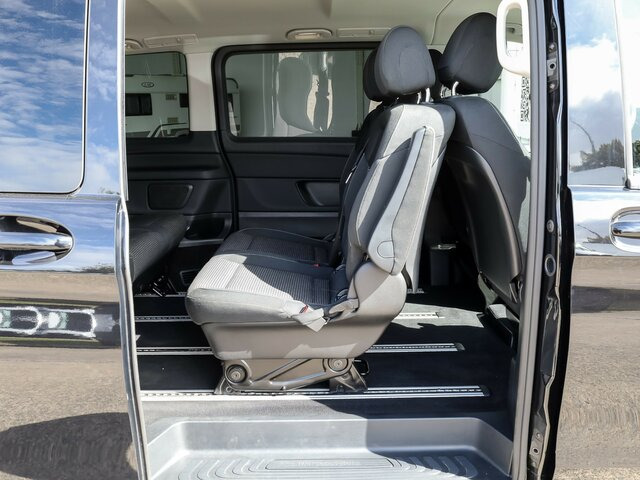 MERCEDES-BENZ EQV 300 lang,7Sitze,2xKlima,2Schiebetür el.,LED - Minibus, Bus électrique: photos 5 MERCEDES-BENZ EQV 300 lang,7Sitze,2xKlima,2Schiebetür el.,LED - Minibus, Bus électrique: photos 5