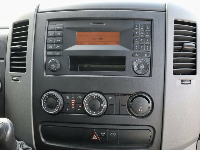 MERCEDES-BENZ Sprinter 316CDI DOKA,Allrad,AHK,Standhzg. - Utilitaire plateau baché, Utilitaire double cabine: photos 5 MERCEDES-BENZ Sprinter 316CDI DOKA,Allrad,AHK,Standhzg. - Utilitaire plateau baché, Utilitaire double cabine: photos 5
